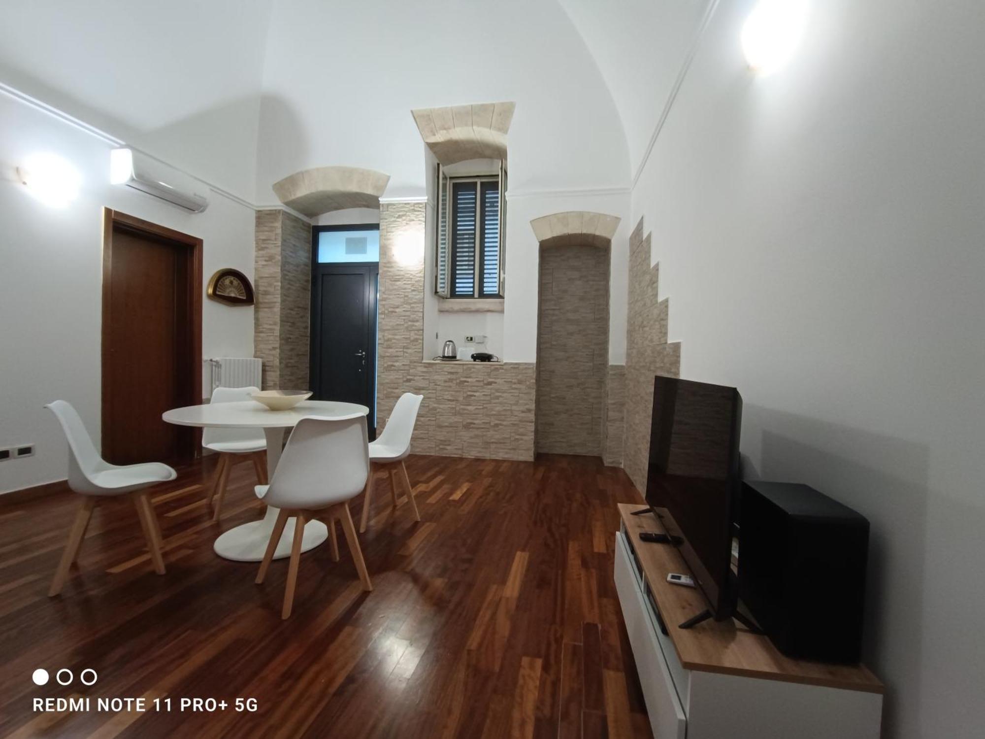 Principe Michelangelo Apartment Bari Exterior photo