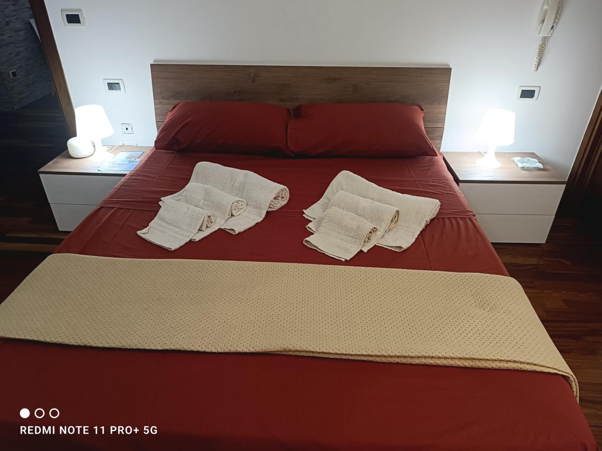 Principe Michelangelo Apartment Bari Exterior photo