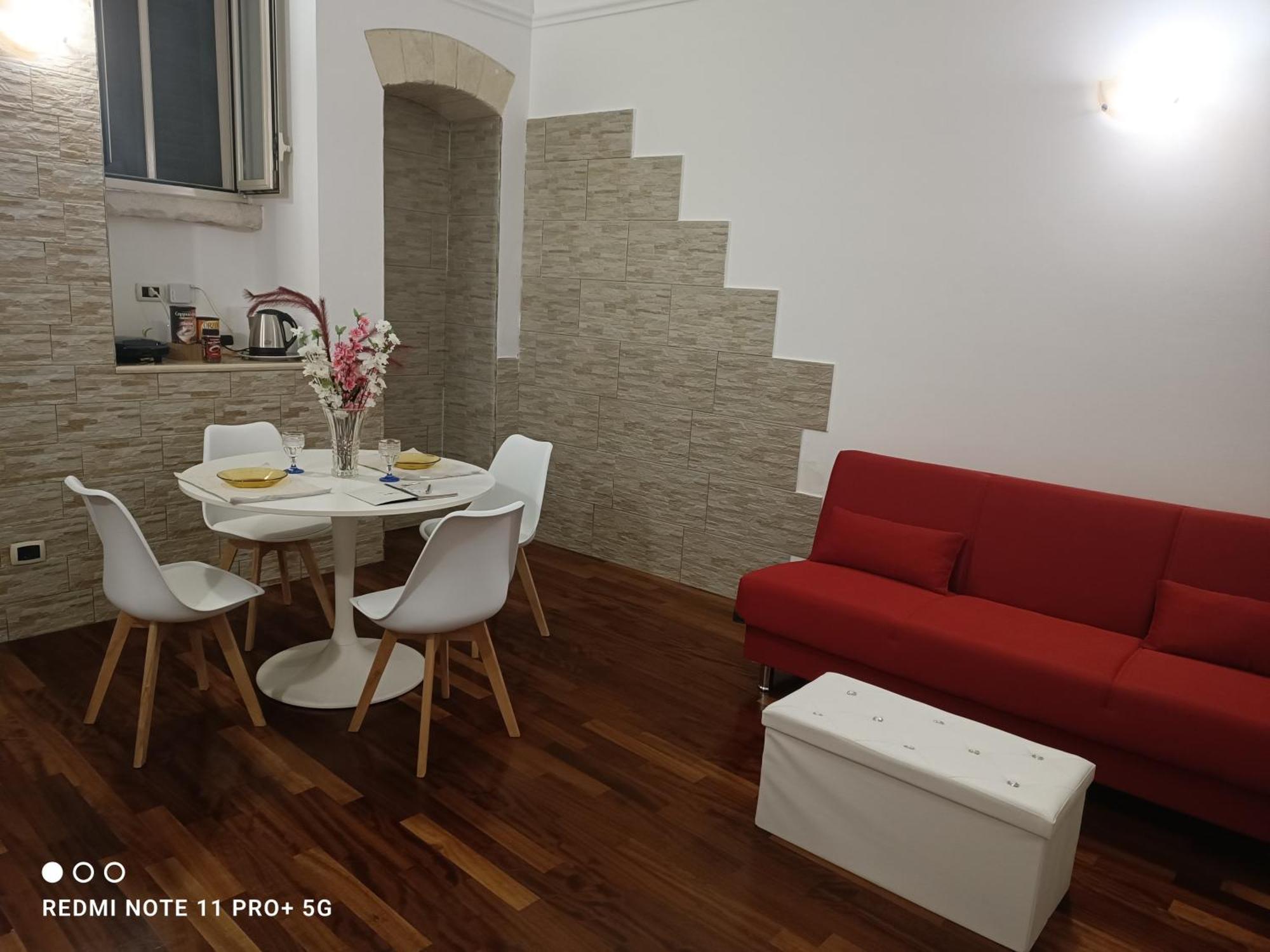 Principe Michelangelo Apartment Bari Exterior photo