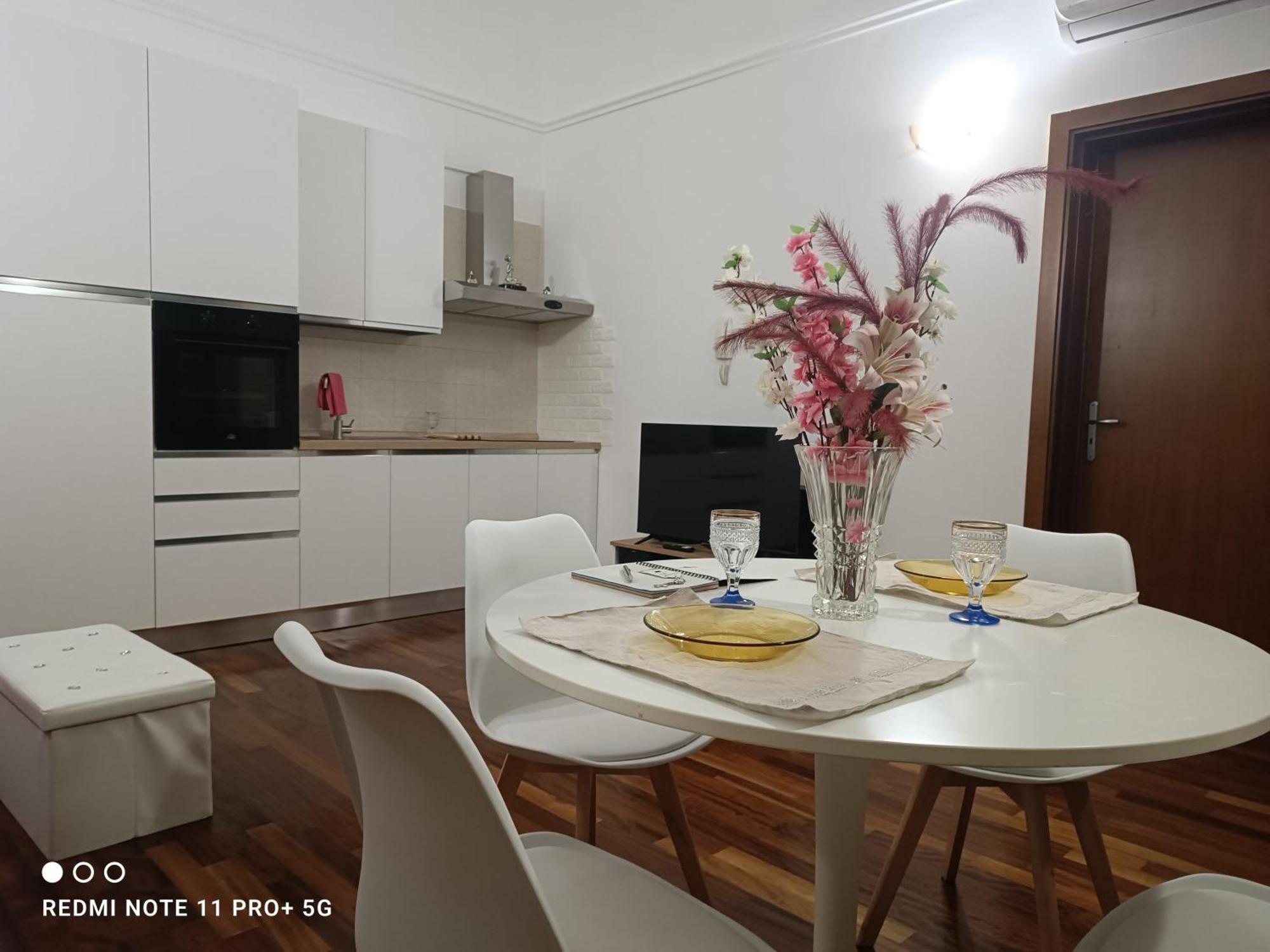 Principe Michelangelo Apartment Bari Exterior photo